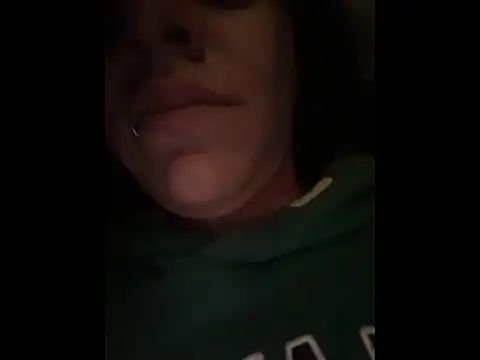 SaraAndrade  online show from 17, 12, 2025