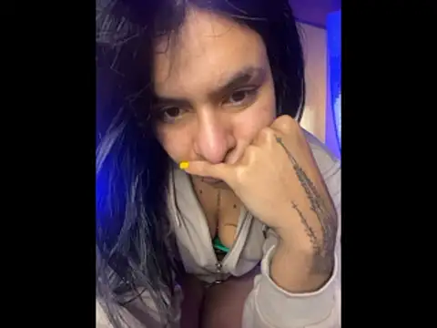 SaraAndrade  online show from 16, 1, 2026