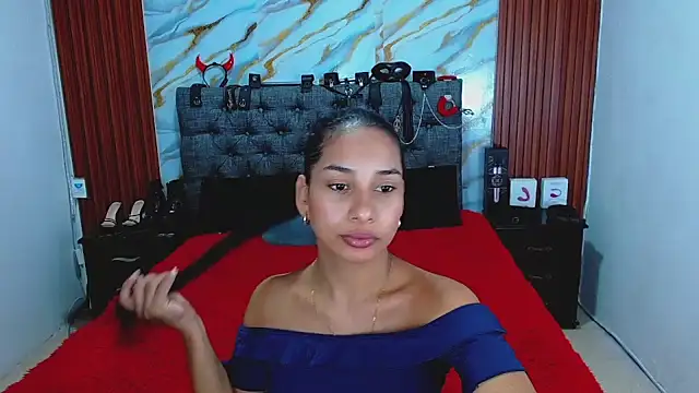 Meryandcris online show from 14, 4, 2026