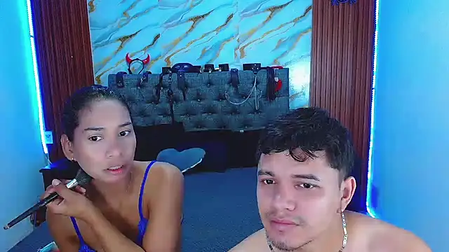 Snapshot of Meryandcris chatting on 13, 2, 2026 Meryandcris online show from 13, 2, 2026