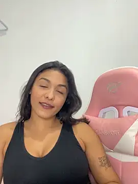 Laurapocahontas online show from 27, 11, 2025