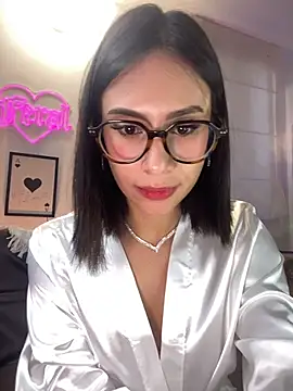 Rue Bellafire online show from 1, 12, 2025