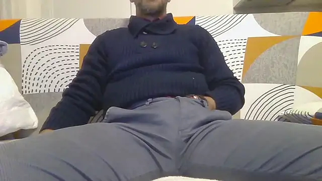 Snapshot of Eroshotlicker chatting on 14, 12, 2025 Eroshotlicker online show from 14, 12, 2025