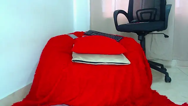 Milytylor online show from 1, 4, 2026