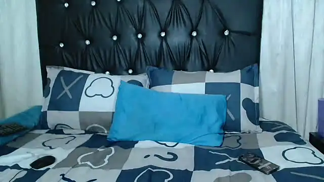 SavageHoney online show from 10, 4, 2026