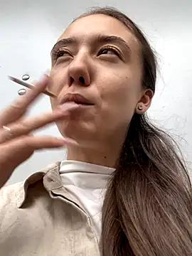 CristinaSw online show from 14, 12, 2025