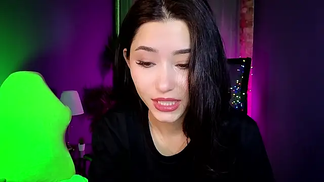 Snapshot of RedMidnight chatting on 28, 7, 2026 RedMidnight online show from 28, 7, 2026