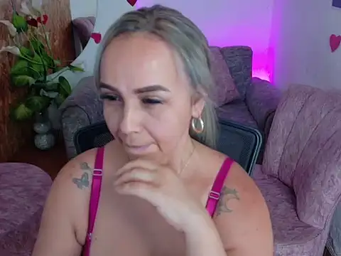 Aunty milf online show from 5, 2, 2026