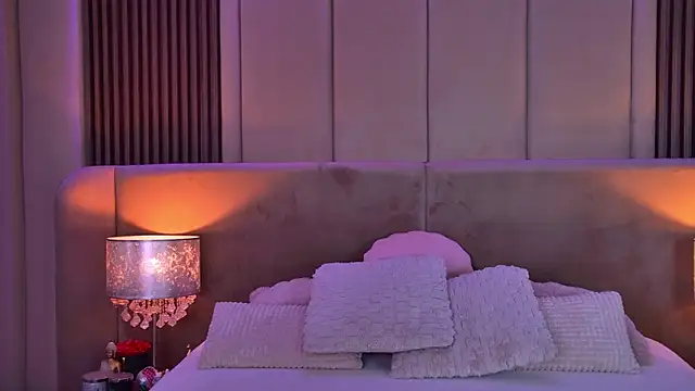StephanieYves online show from 23, 6, 2026
