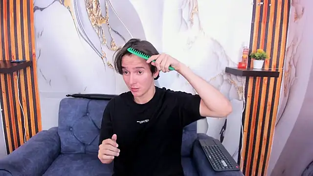 Aaron LatinMen2 online show from 26, 11, 2025