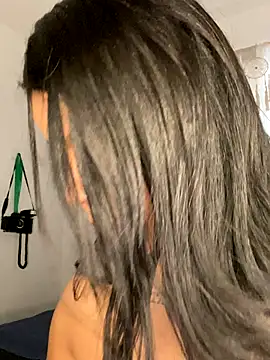 TrianaW online show from 27, 11, 2025