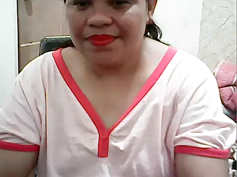 Snapshot of cutechubby chatting on 10, 5, 2026 cutechubby online show from 10, 5, 2026