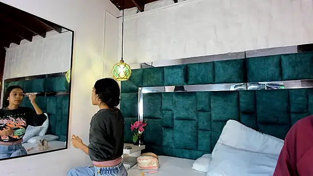  bonnyandclyde online show from 6, 3, 2026