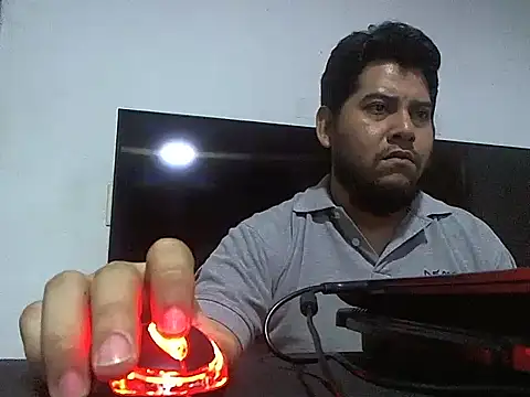 Snapshot of Alphacashmaster777 chatting on 26, 11, 2025 Alphacashmaster777 online show from 26, 11, 2025