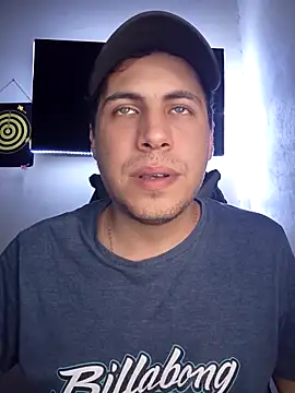 Snapshot of gonzalito222 chatting on 25, 11, 2025 gonzalito222 online show from 25, 11, 2025