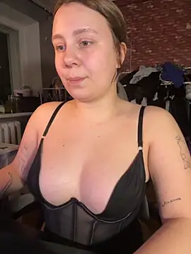 Snapshot of Annahylio chatting on 27, 11, 2025 Annahylio online show from 27, 11, 2025