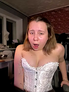 Snapshot of Annahylio chatting on 26, 11, 2025 Annahylio online show from 26, 11, 2025