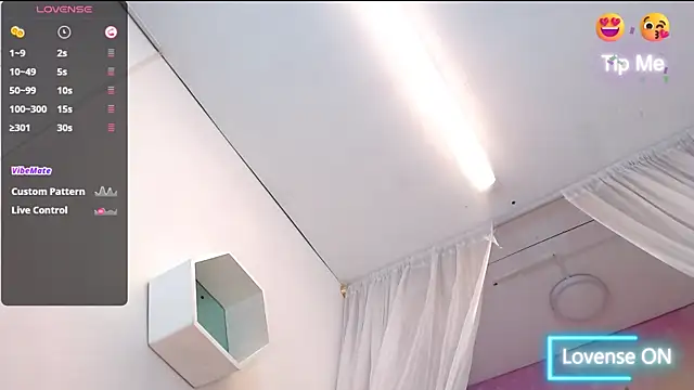 Aleja Shay online show from 6, 3, 2025