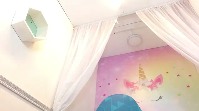 Aleja Shay online show from 27, 2, 2025