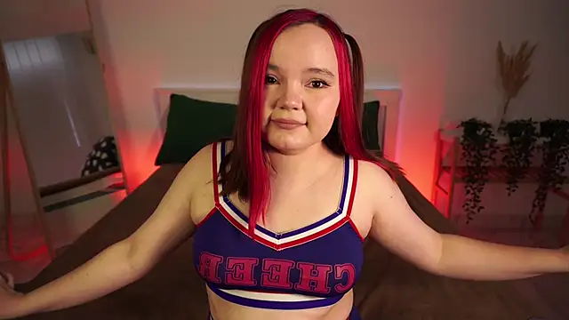 Rose Luvv online show from 5, 12, 2025