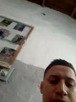 Snapshot of Alvarezz0202 chatting on 22, 6, 2026 Alvarezz0202 online show from 22, 6, 2026