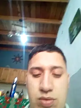 Alvarezz0202 online show from 26, 5, 2026