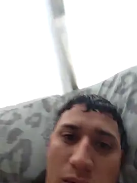 Alvarezz0202 online show from 5, 5, 2026