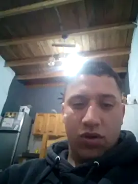 Alvarezz0202 online show from 25, 5, 2026