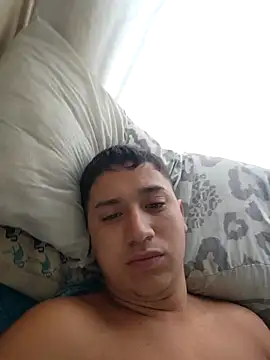 Snapshot of Alvarezz0202 chatting on 12, 2, 2026 Alvarezz0202 online show from 12, 2, 2026