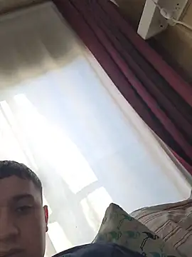 Alvarezz0202 online show from 14, 5, 2026