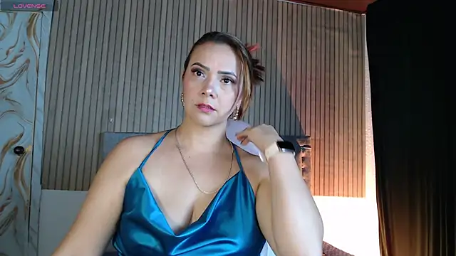 Karla Ferrer x online show from 6, 7, 2026