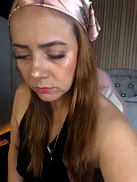 Karla Ferrer x online show from 6, 3, 2026