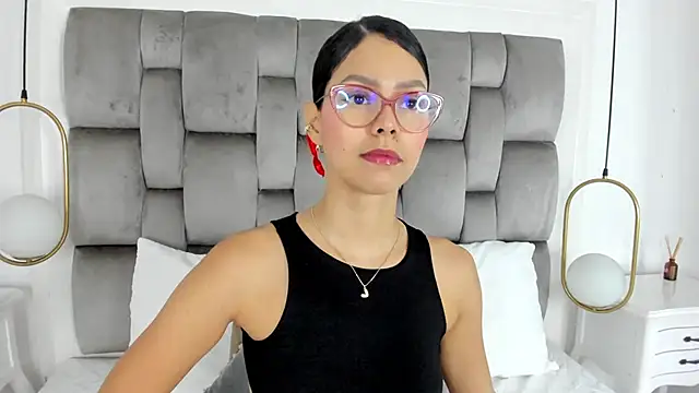Snapshot of gaby_smit__ chatting on 10, 6, 2026 gaby smit online show from 10, 6, 2026