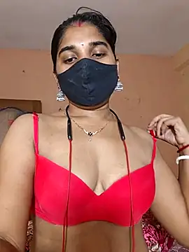 Snapshot of adite20 chatting on 4, 6, 2026 adite20 online show from 4, 6, 2026