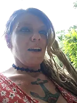 Horny hippie online show from 30, 5, 2026