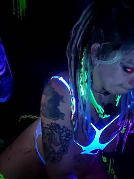 Horny hippie online show from 17, 11, 2025