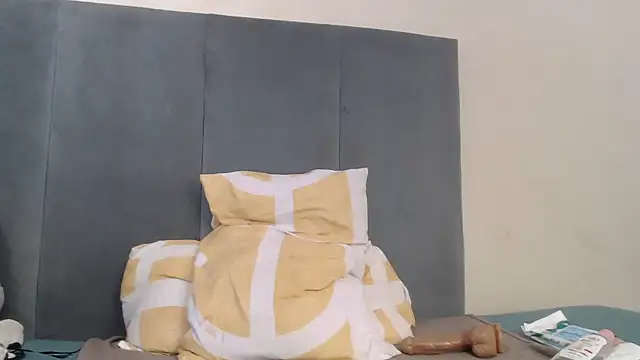 Chocolatebae86 online show from 4, 2, 2026