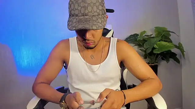 Brand Collins online show from 19, 12, 2025