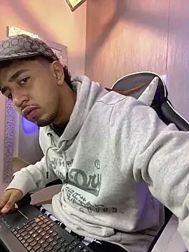 Brand Collins online show from 12, 3, 2026