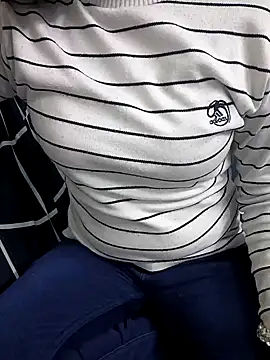 Juliekhan 98 online show from 9, 1, 2026