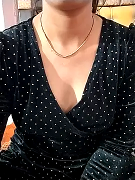 Snapshot of RASHMI_SHARMA9 chatting on 13, 2, 2026 RASHMI SHARMA9 online show from 13, 2, 2026