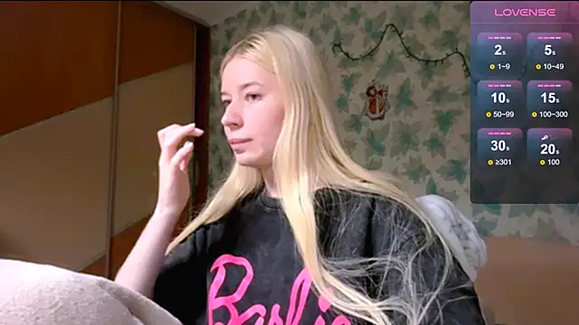 Barbie Blondie online show from 13, 4, 2026