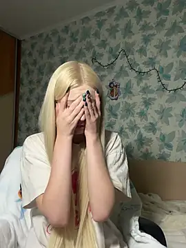 Barbie Blondie online show from 10, 3, 2026