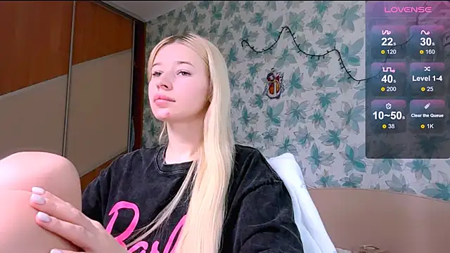 Barbie Blondie online show from 14, 4, 2026