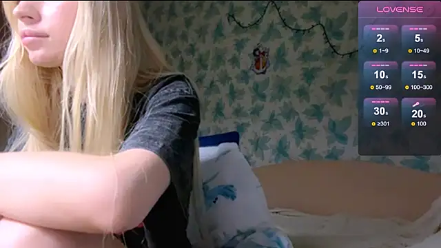 Barbie Blondie online show from 15, 4, 2026