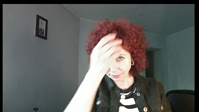 Snapshot of Kelly_Flurr chatting on 6, 5, 2026 Kelly Flurr online show from 6, 5, 2026