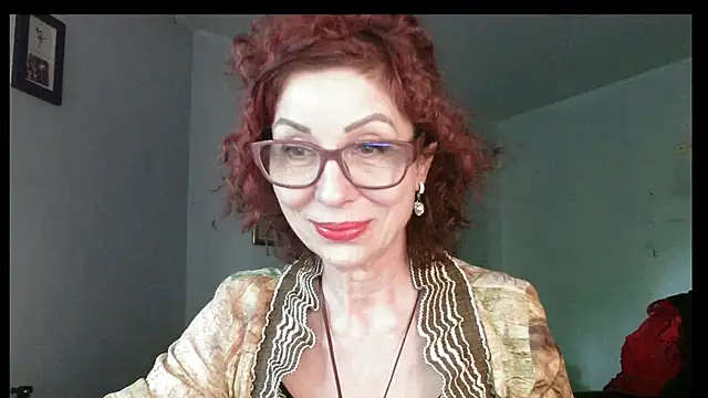Snapshot of Kelly_Flurr chatting on 10, 5, 2026 Kelly Flurr online show from 10, 5, 2026