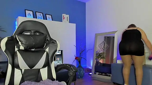 Snapshot of Anto_Thompson chatting on 7, 6, 2026 Anto Thompson online show from 7, 6, 2026