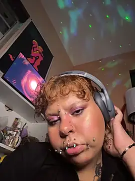 poisonvuitton online show from 25, 5, 2026