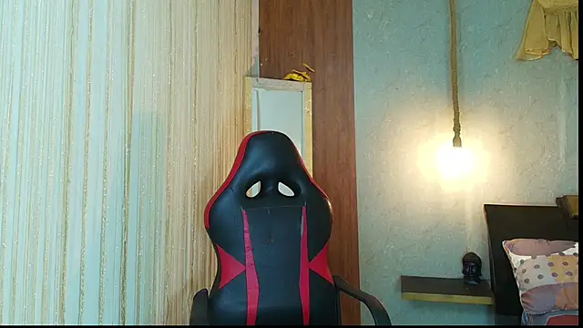 kim curlyy online show from 18, 3, 2026